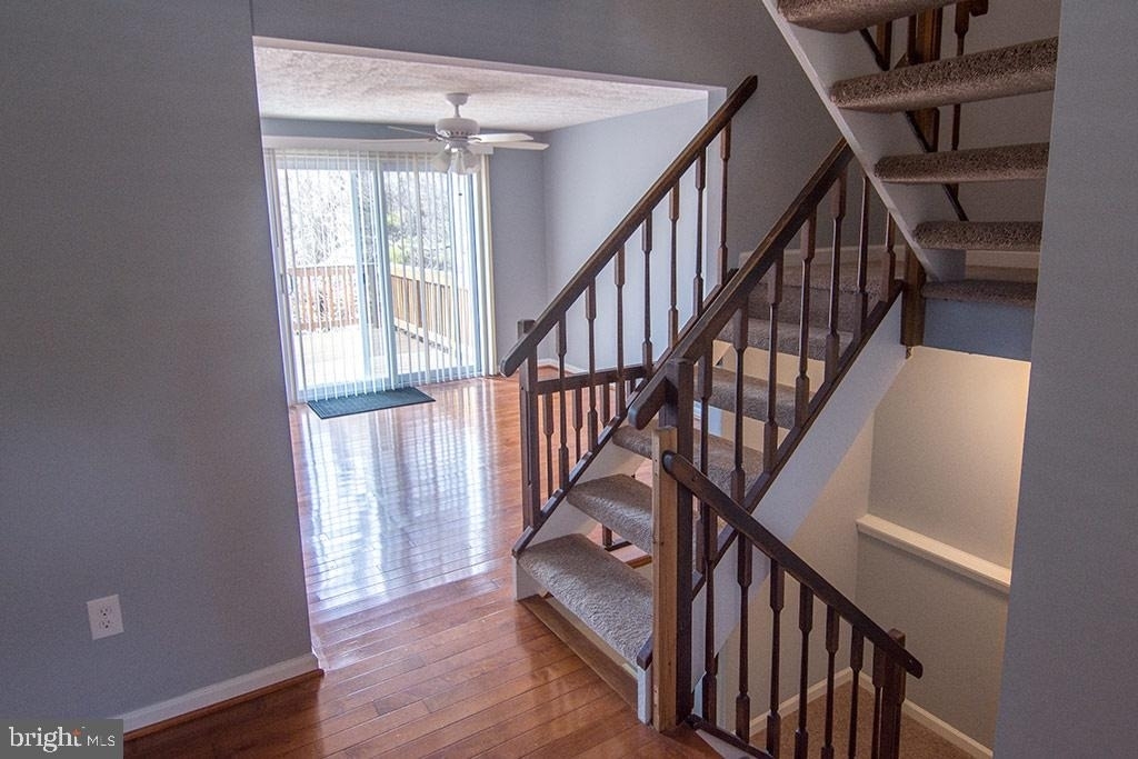 7821 White Cliff Terrace - Photo 2