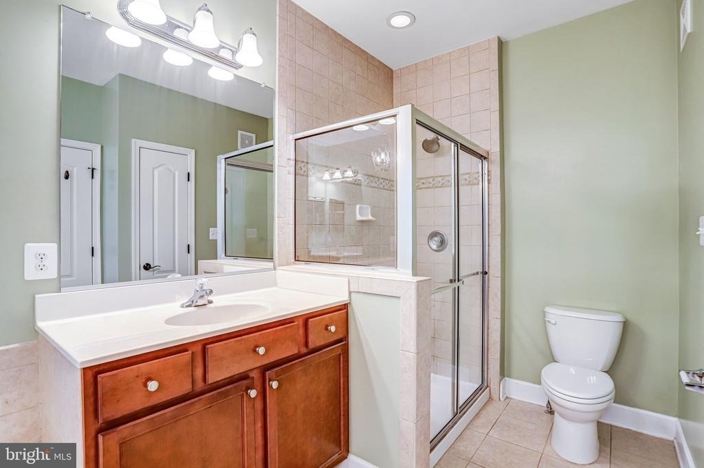 13526 Waterford Hills Boulevard - Photo 29