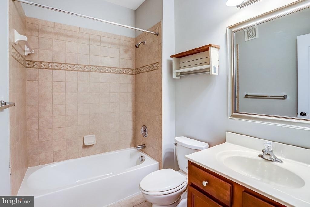 13526 Waterford Hills Boulevard - Photo 33