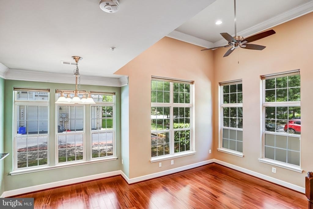 13526 Waterford Hills Boulevard - Photo 7