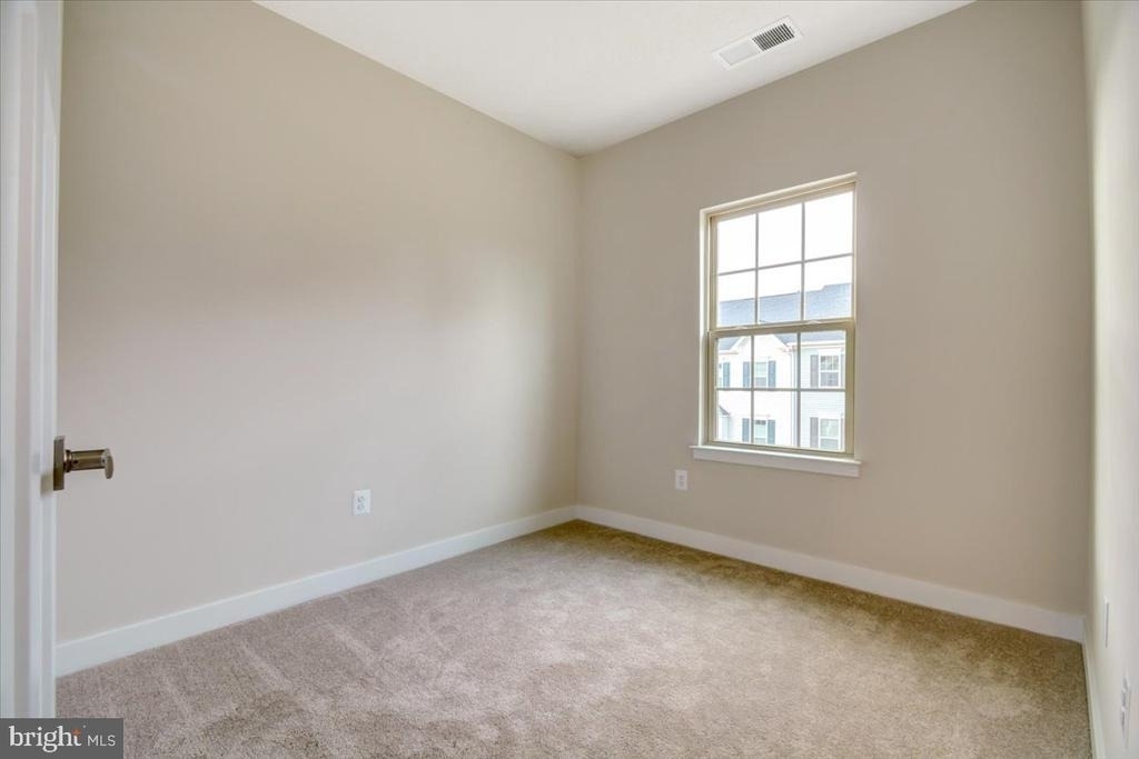 9583 Tall Oaks Road - Photo 18