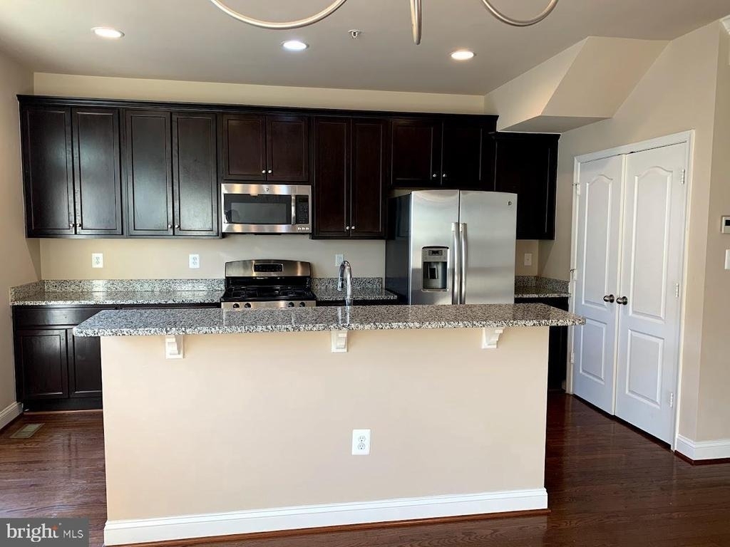 11876 Country Squire Way - Photo 9