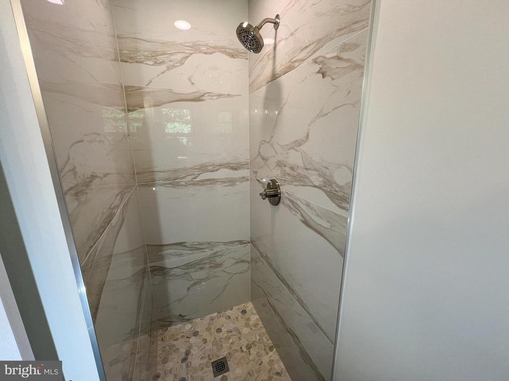 10001 Woodhill Road - Photo 23