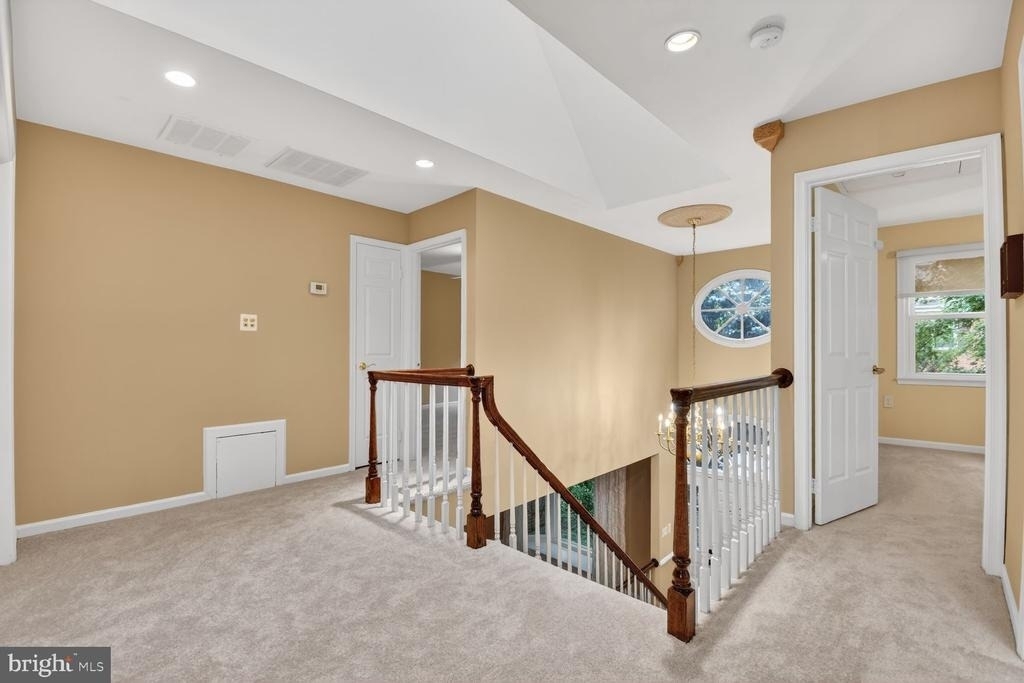 7435 Crestberry Lane - Photo 6