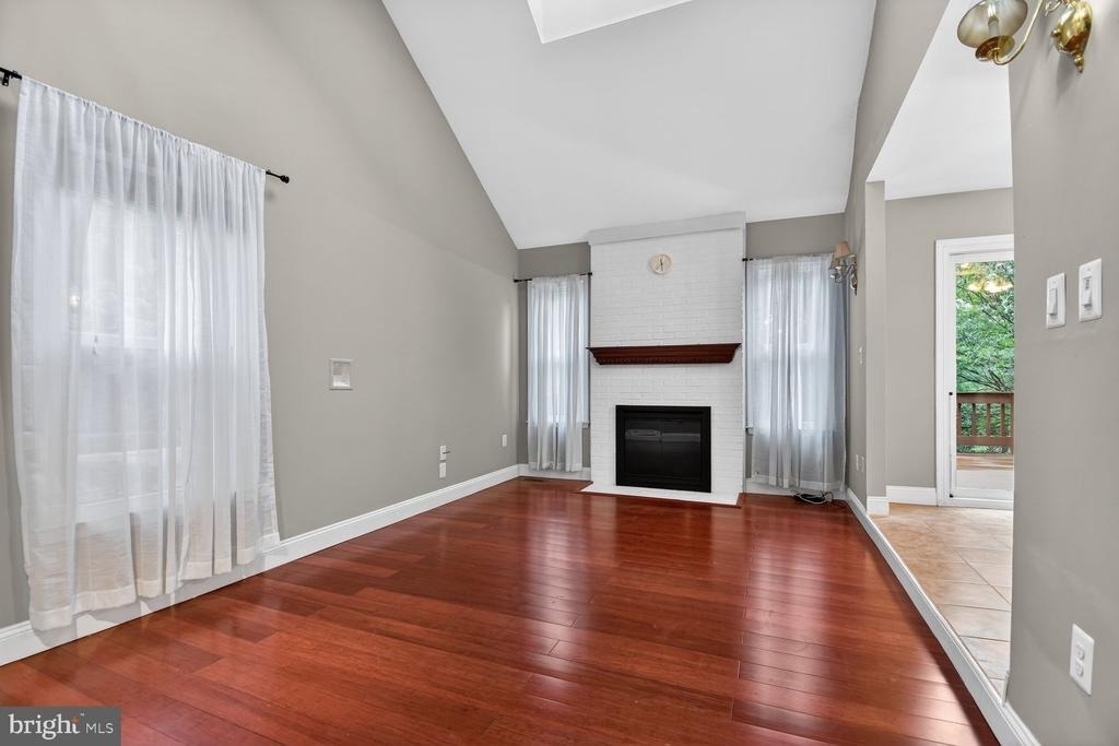 7435 Crestberry Lane - Photo 14