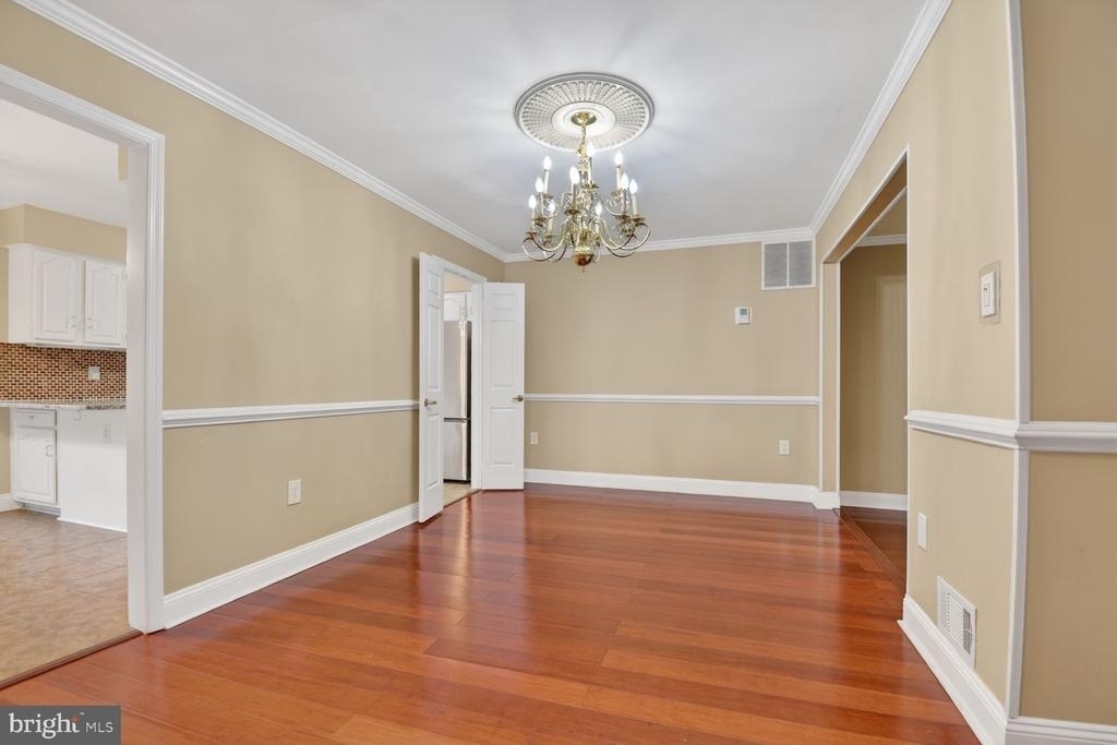 7435 Crestberry Lane - Photo 9