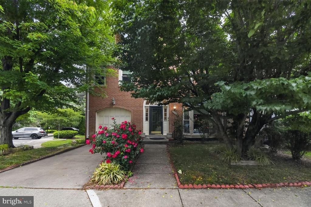 7435 Crestberry Lane - Photo 1