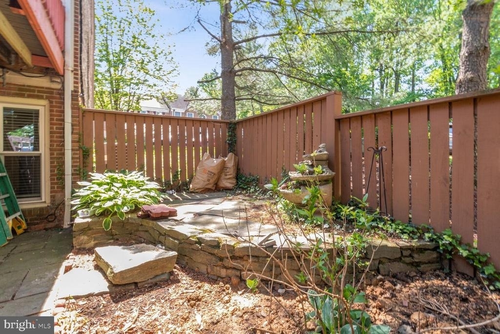 7435 Crestberry Lane - Photo 52