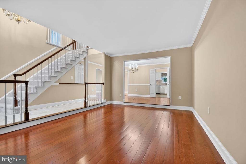 7435 Crestberry Lane - Photo 7