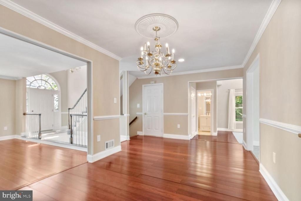 7435 Crestberry Lane - Photo 12