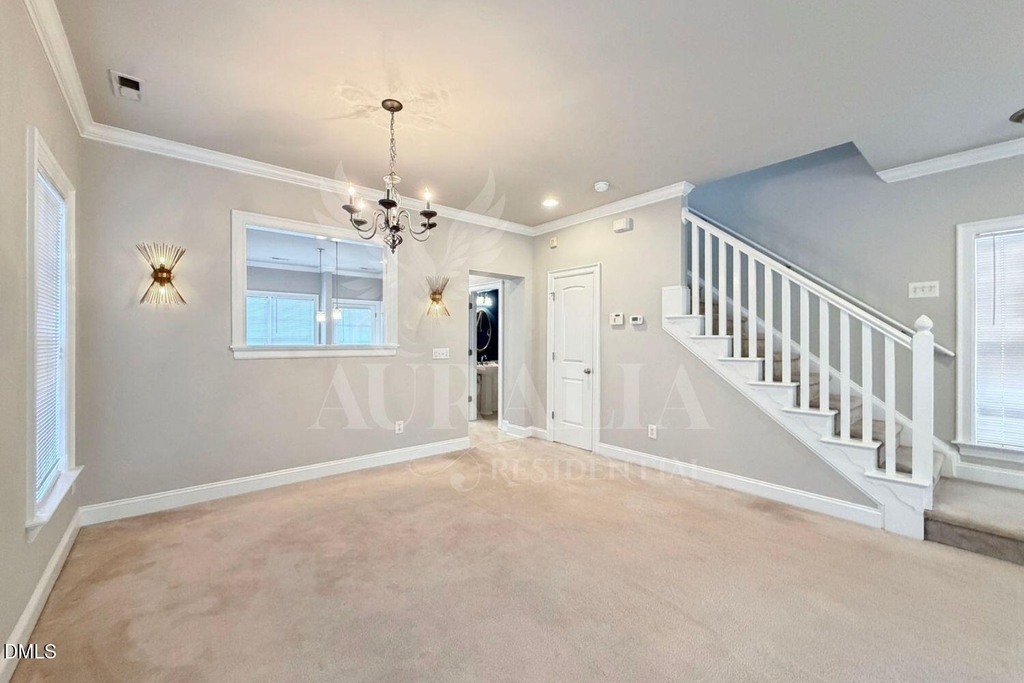 7754 Acc Boulevard - Photo 4