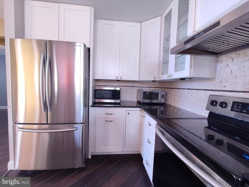 7671 Coachlight Lane - Photo 3