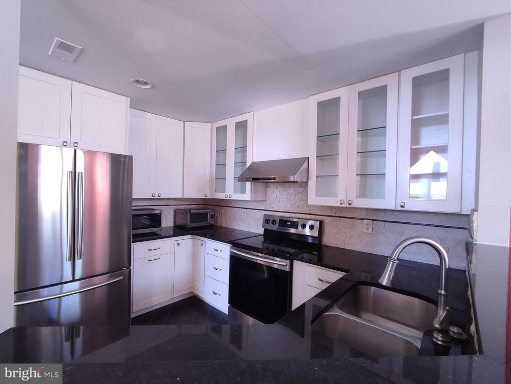 7671 Coachlight Lane - Photo 7