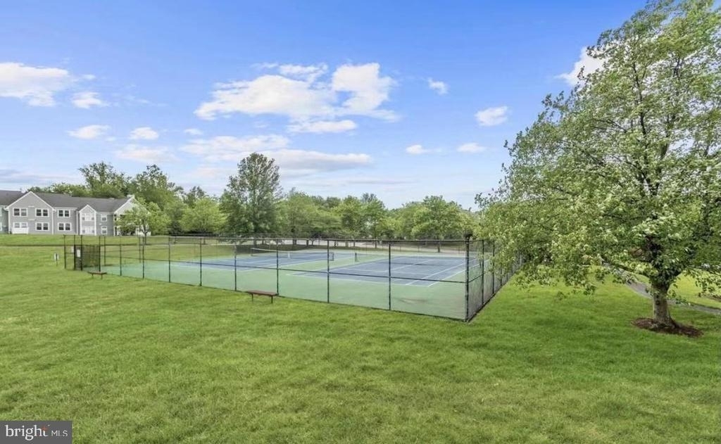 7671 Coachlight Lane - Photo 34