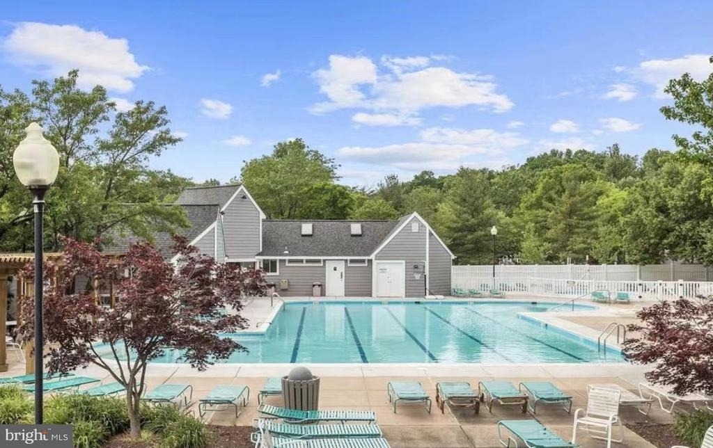 7671 Coachlight Lane - Photo 32