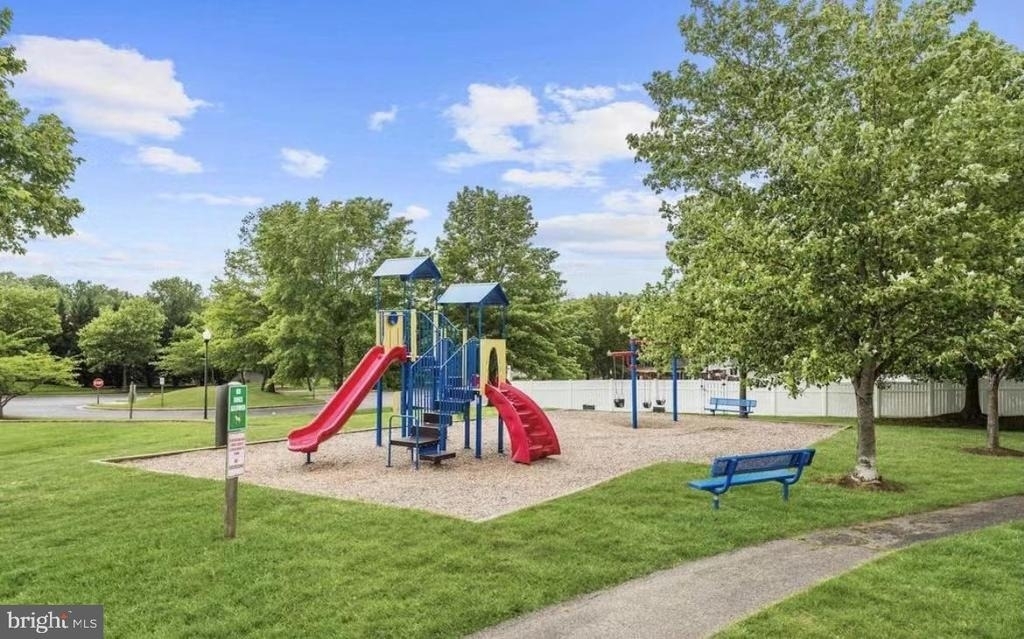 7671 Coachlight Lane - Photo 33