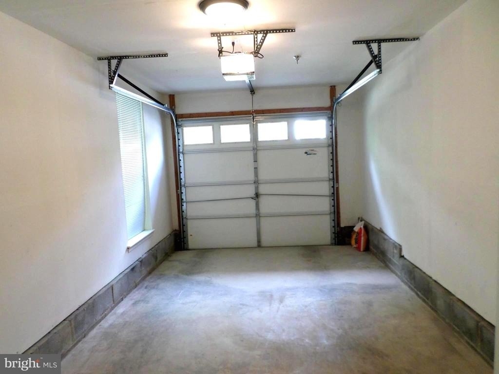 10808 Warfield Place - Photo 4