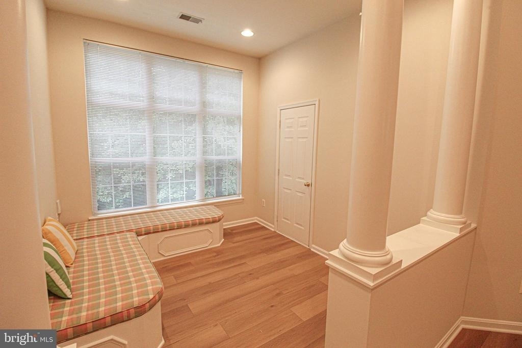 10808 Warfield Place - Photo 10