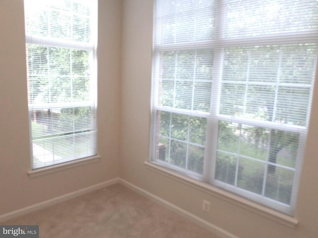 10808 Warfield Place - Photo 21