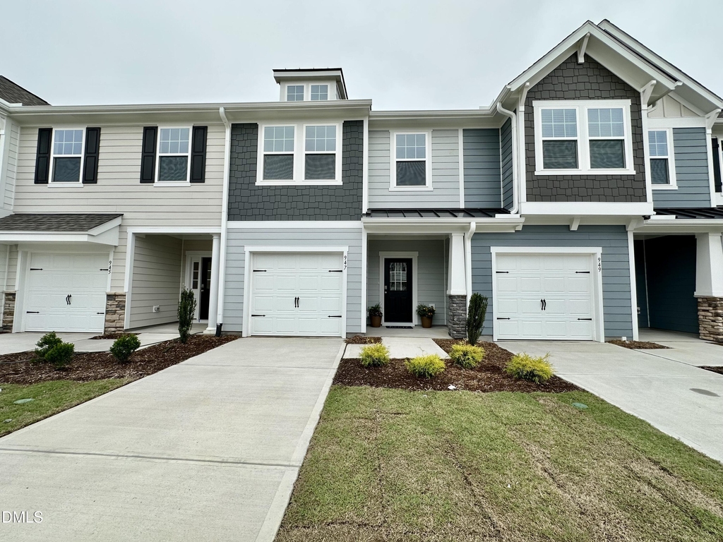 947 Kensley Grove Lane - Photo 0