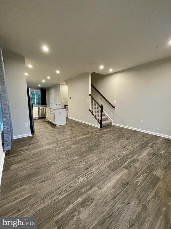 7042 Cedar Avenue - Photo 4