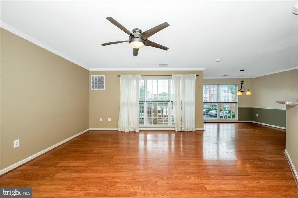 2501 Hemingway Drive - Photo 4