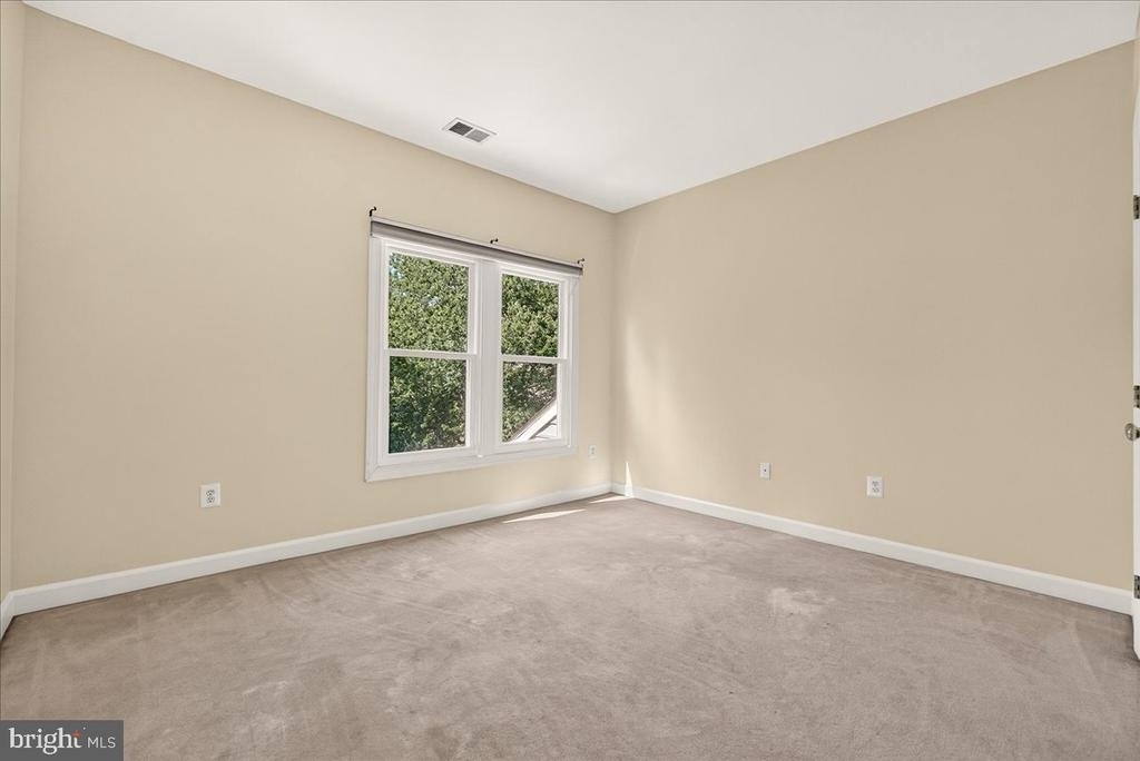 6430 Bellevue Place - Photo 26