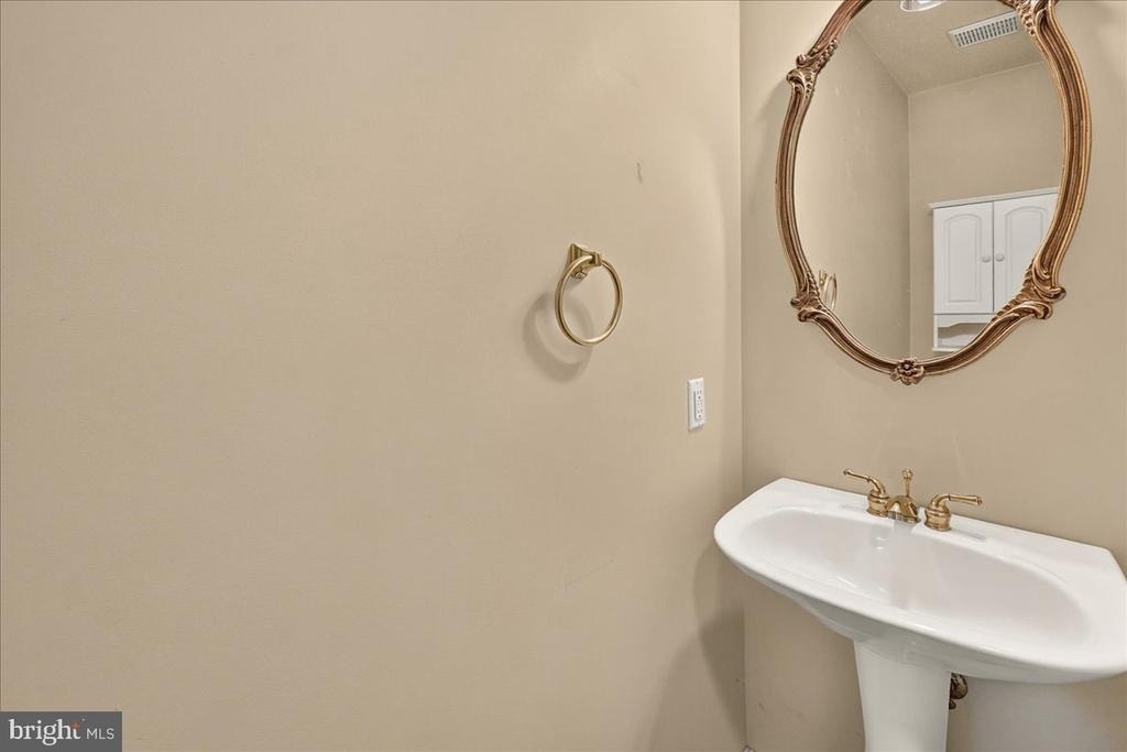 6430 Bellevue Place - Photo 16