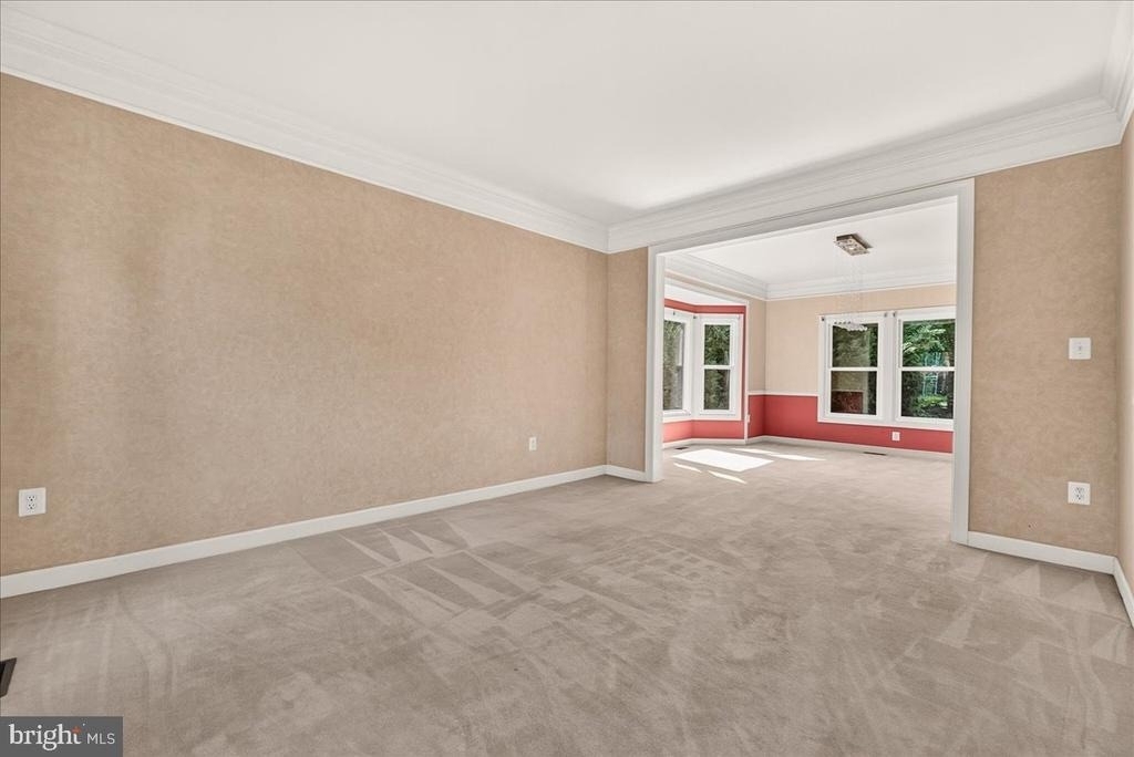 6430 Bellevue Place - Photo 15