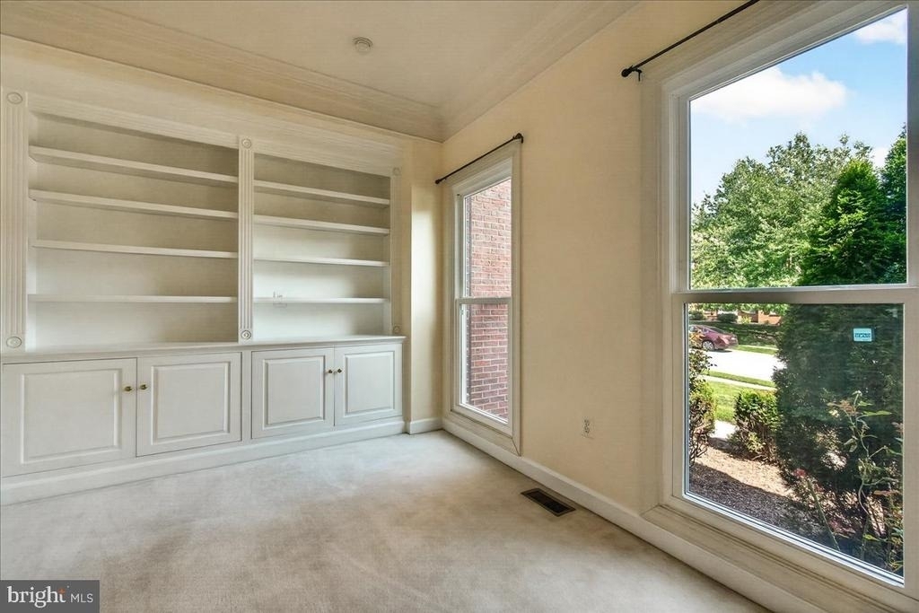 6430 Bellevue Place - Photo 2