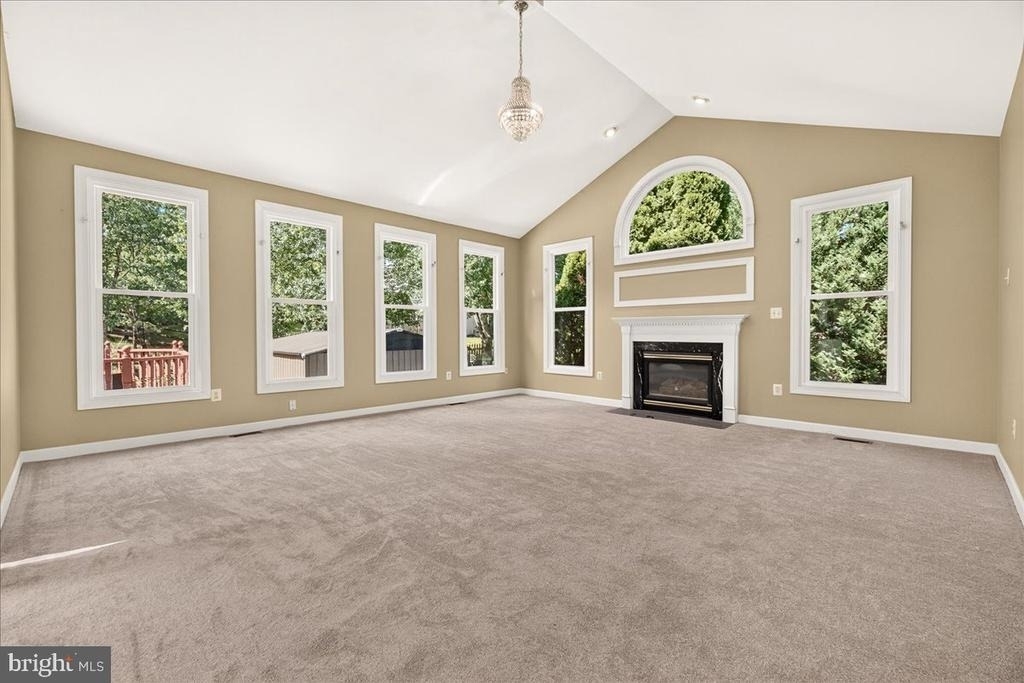 6430 Bellevue Place - Photo 4
