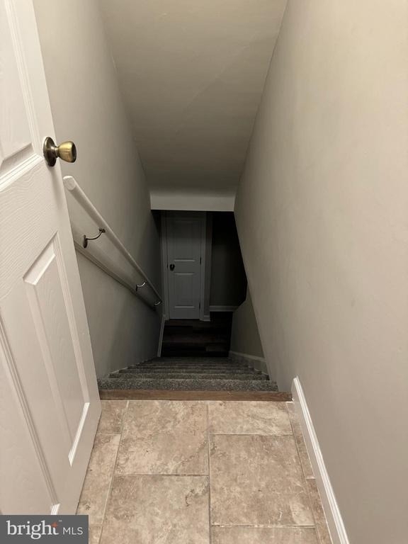 1513 Aldeney Avenue - Photo 9