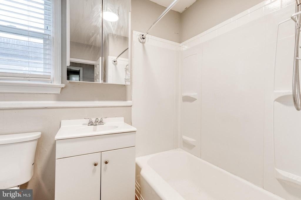 5412 Clifton Avenue - Photo 6