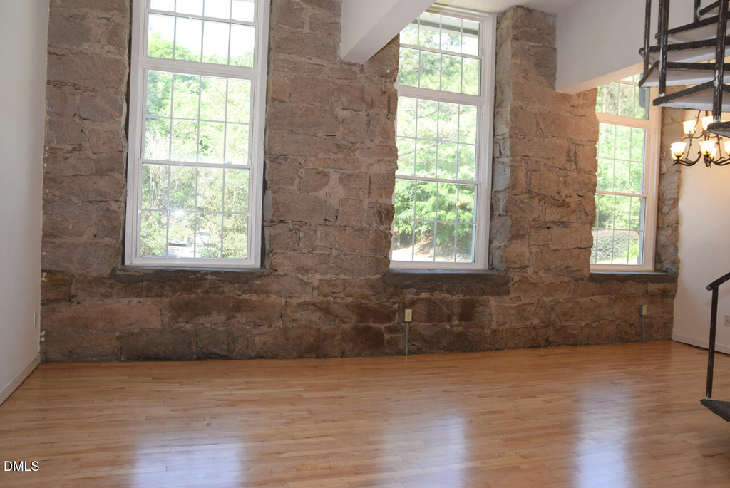 1500 River Mill Drive - Photo 3