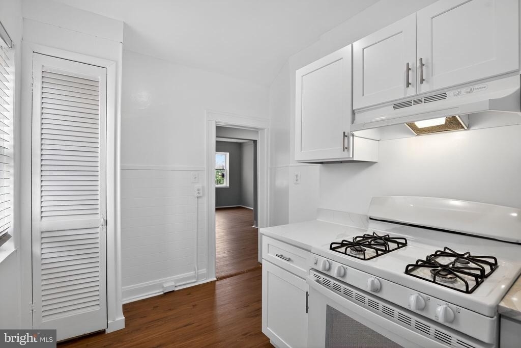 5446 Narcissus Avenue - Photo 22
