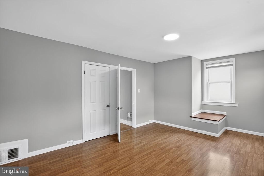 5446 Narcissus Avenue - Photo 33