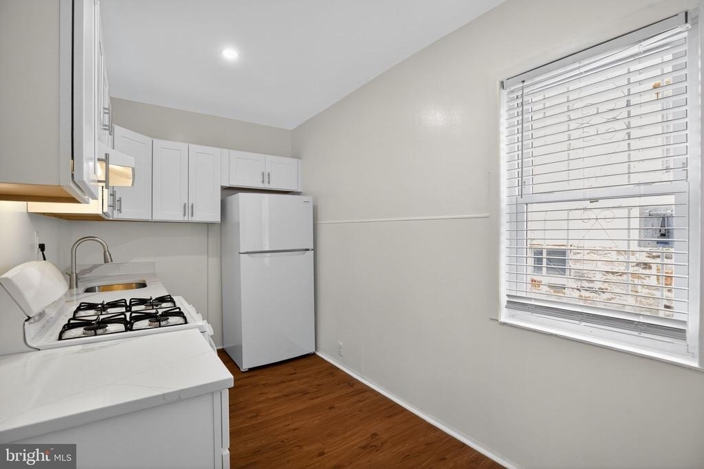 5446 Narcissus Avenue - Photo 19