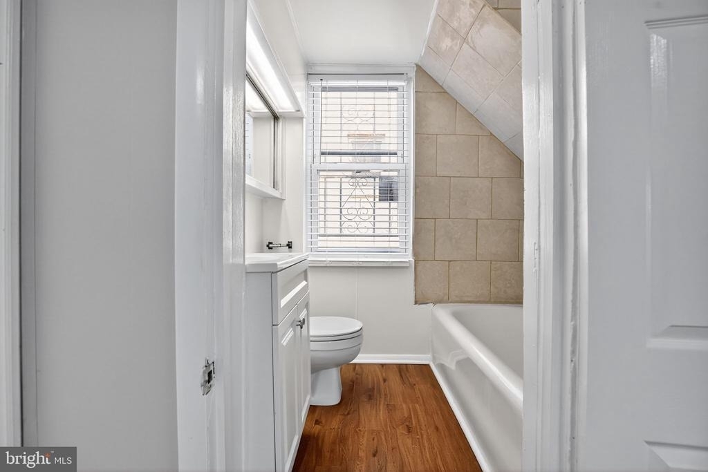 5446 Narcissus Avenue - Photo 29