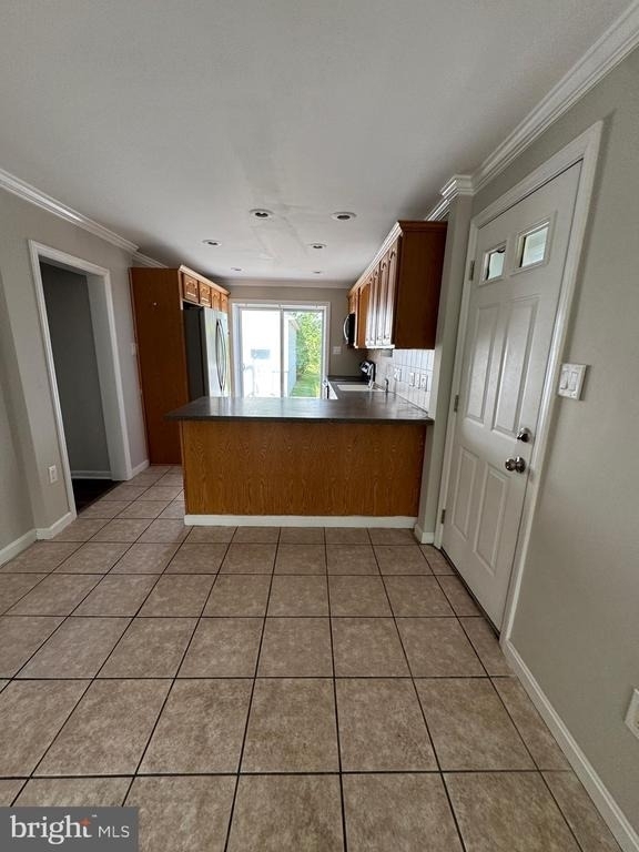 6600 Marne Avenue - Photo 3