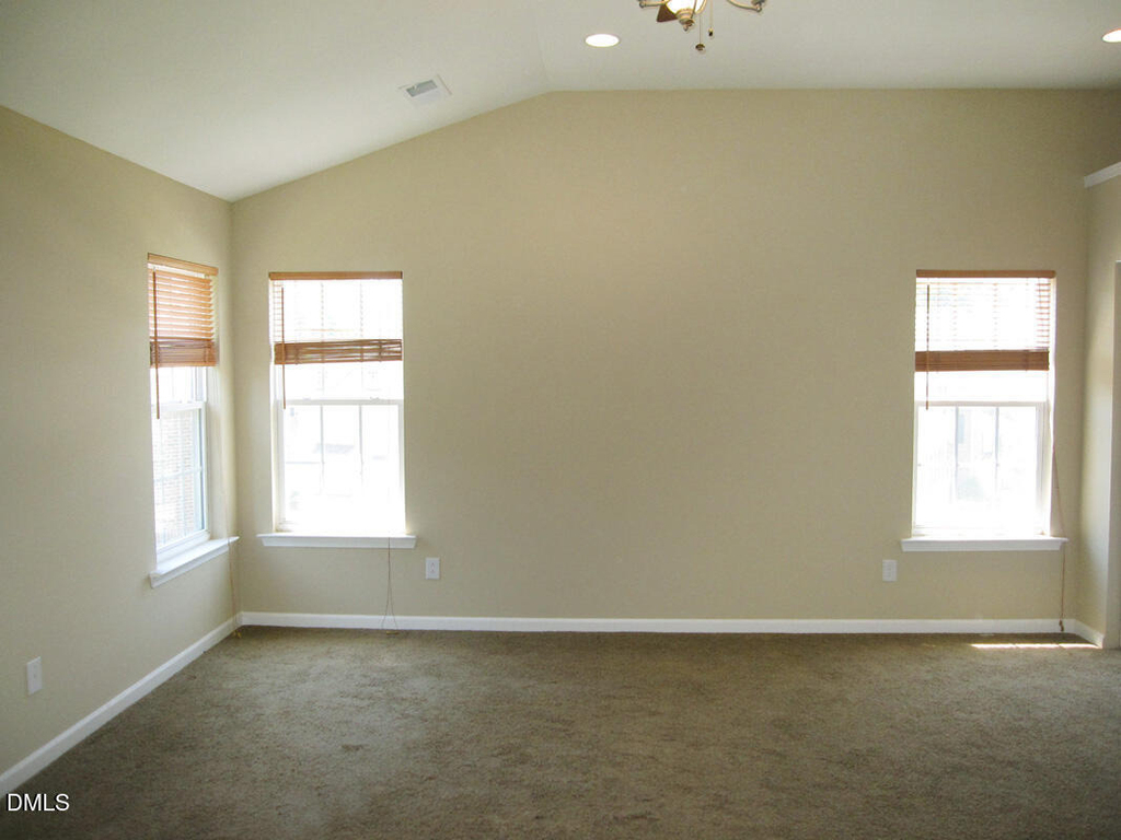 300 Christine Court - Photo 13