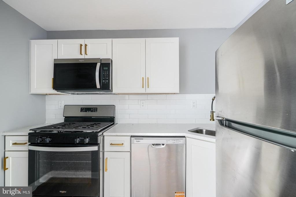 3534 Poole Street - Photo 3