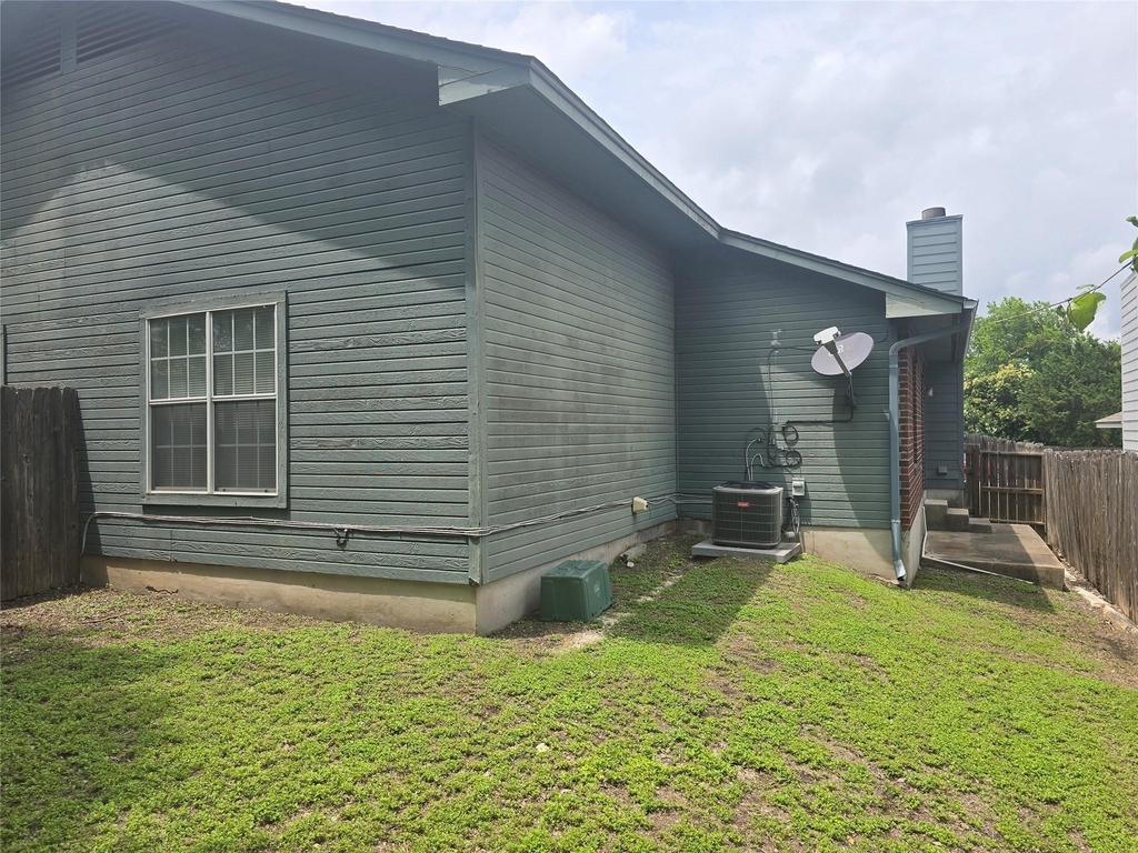1915 Alex Ave - Photo 13