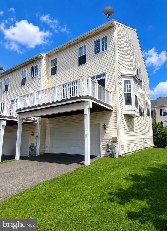 1743 Theale Way - Photo 29