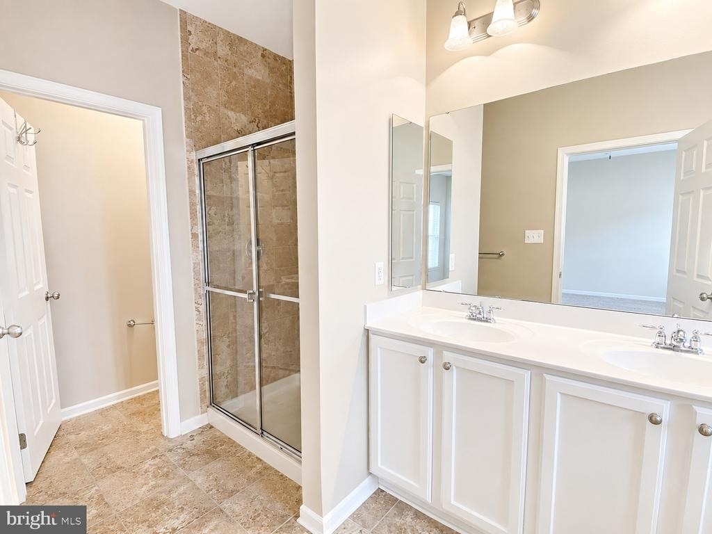 1743 Theale Way - Photo 19