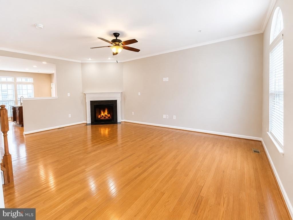 1743 Theale Way - Photo 13