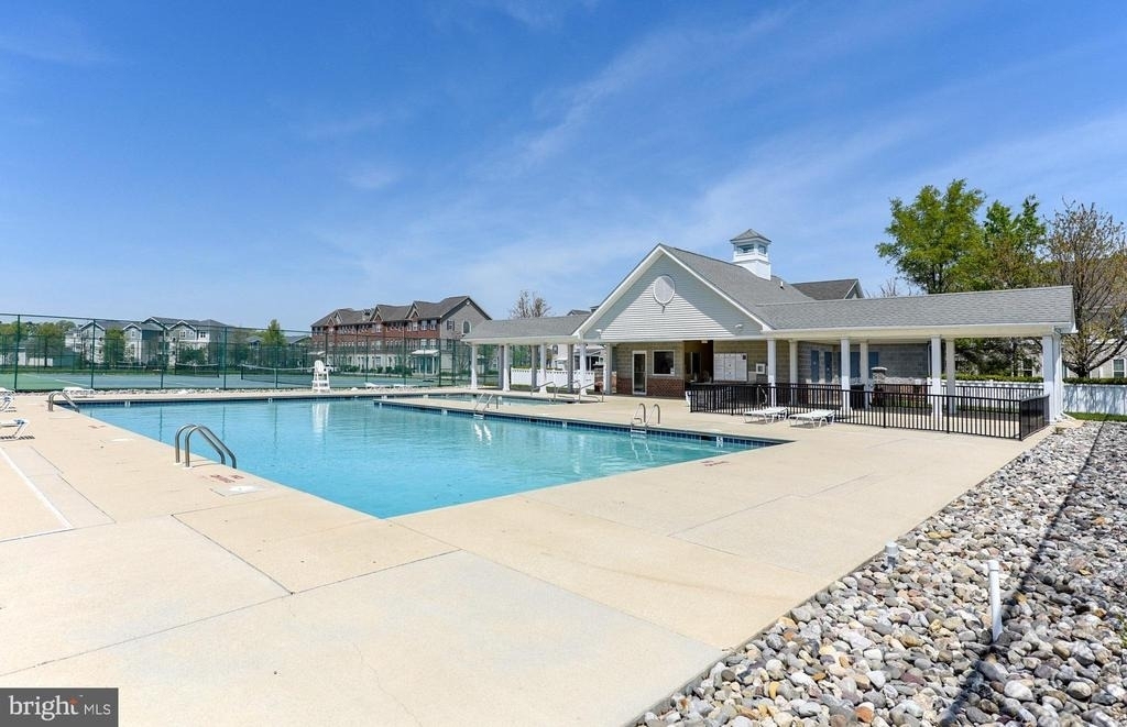 33106 N Village Loop - Photo 3