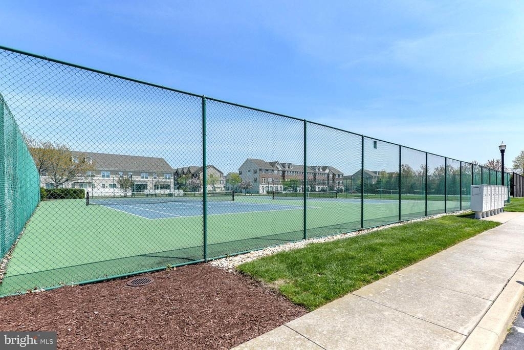 33106 N Village Loop - Photo 4