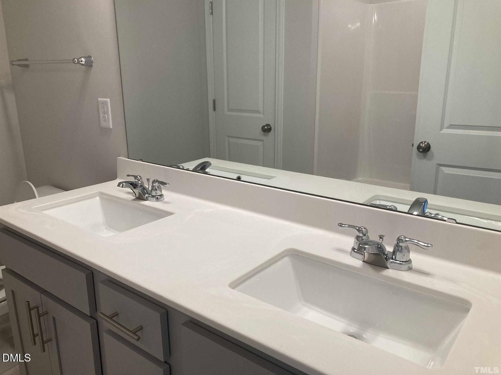 1823 Caen Street - Photo 7