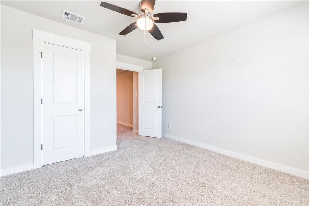 496 Fieldwood Dr - Photo 17