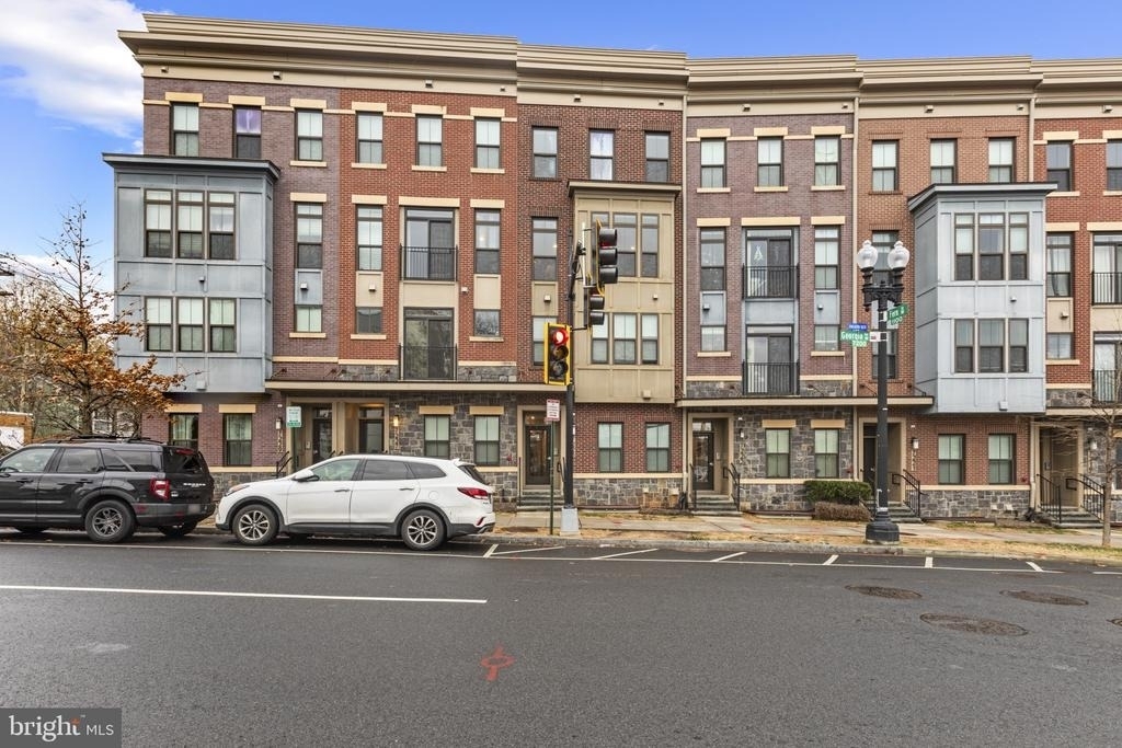 7225 Georgia Avenue Nw - Photo 0